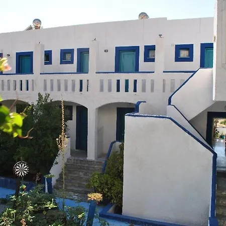 Kamari Hotel