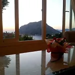 Hotel Kamari 2*