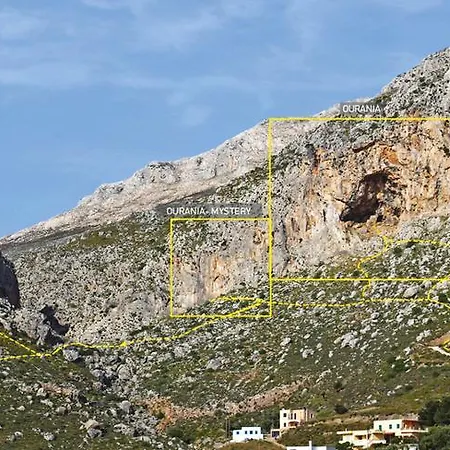 Kamari Masouri