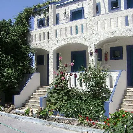 Kamari 2*