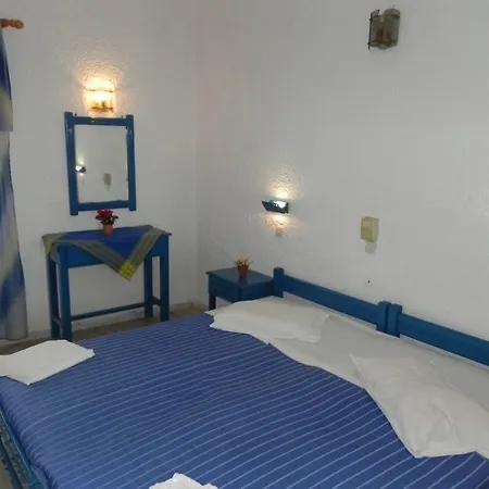 Hotel Kamari 2*