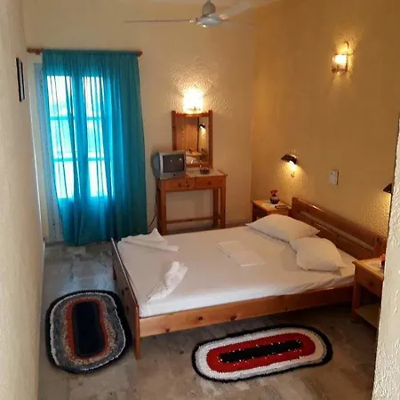 Hotel Kamari 2*